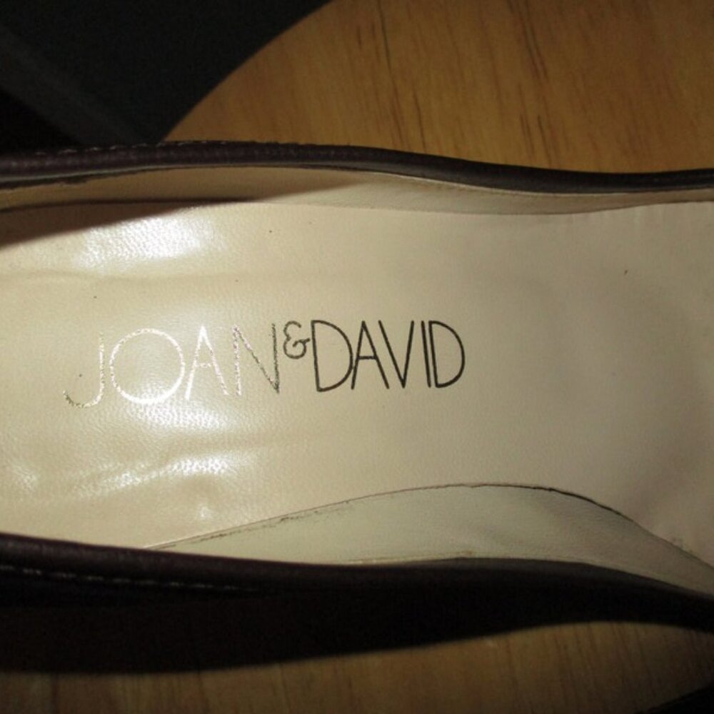 JOAN & DAVID Brown Heels Pumps - Picture 5 of 8